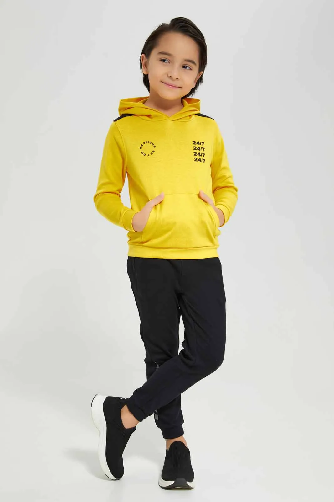 Boys Yellow And Black Jogger Set (2 Piece)