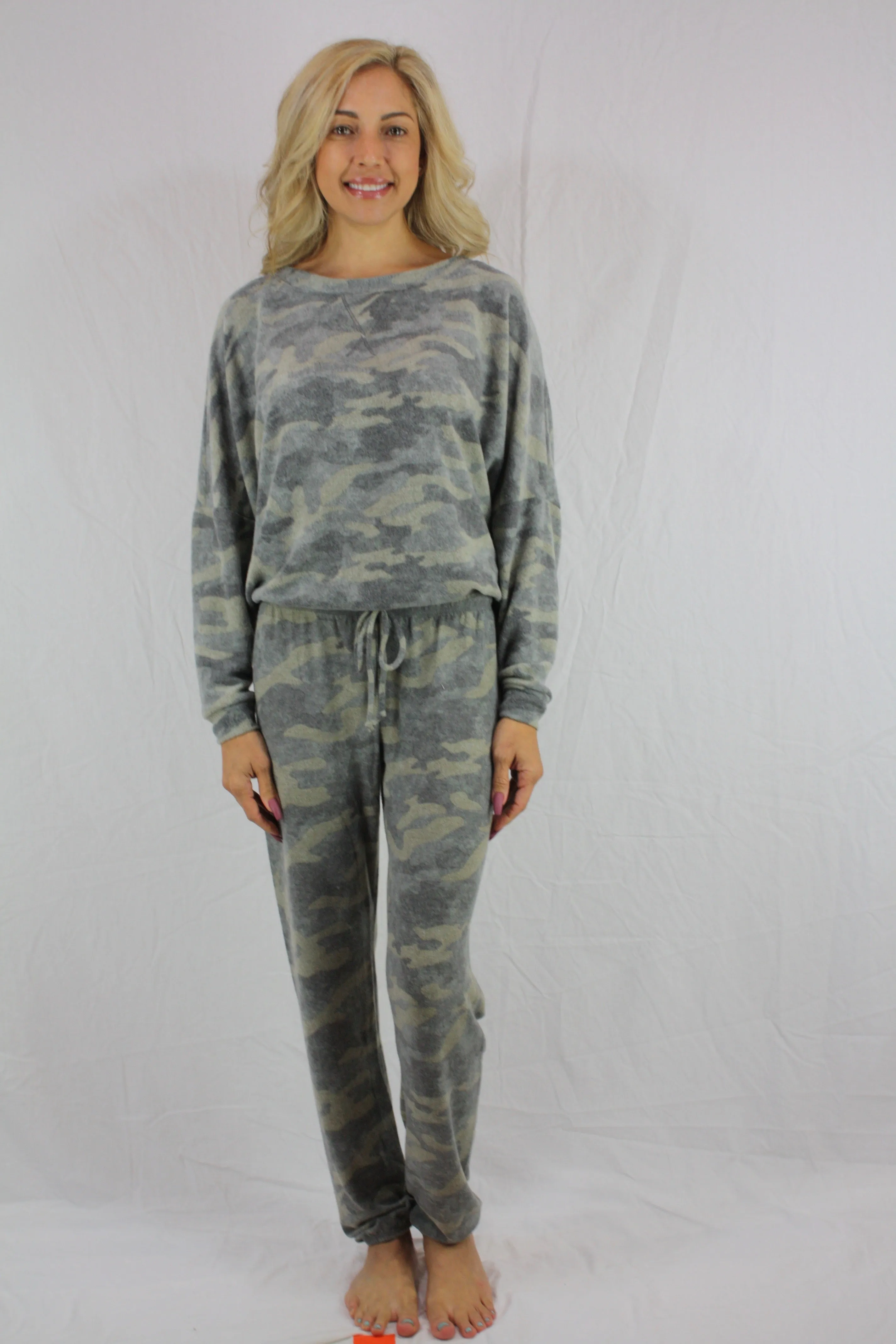 Grey Camo No Hoodie Set